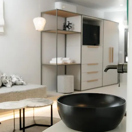 Anapollo Boutique Adults Only מלון Naxos City